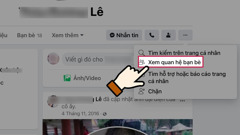 Alt: Chọn Xem quan hệ bạn bè trên Facebook