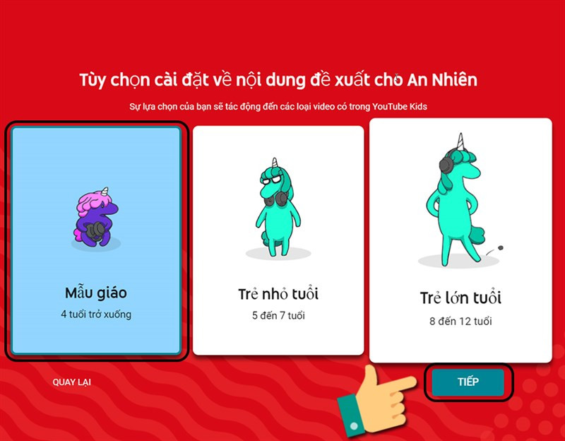 alt: Màn hình lựa chọn nội dung video cho bé trên YouTube Kids