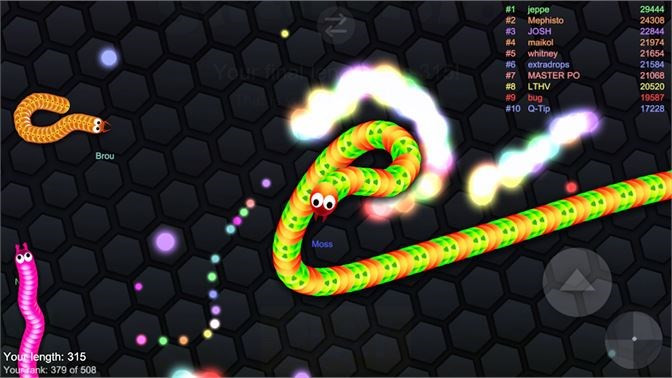 alt text: Một màn chơi Slither.io với nhiều rắn