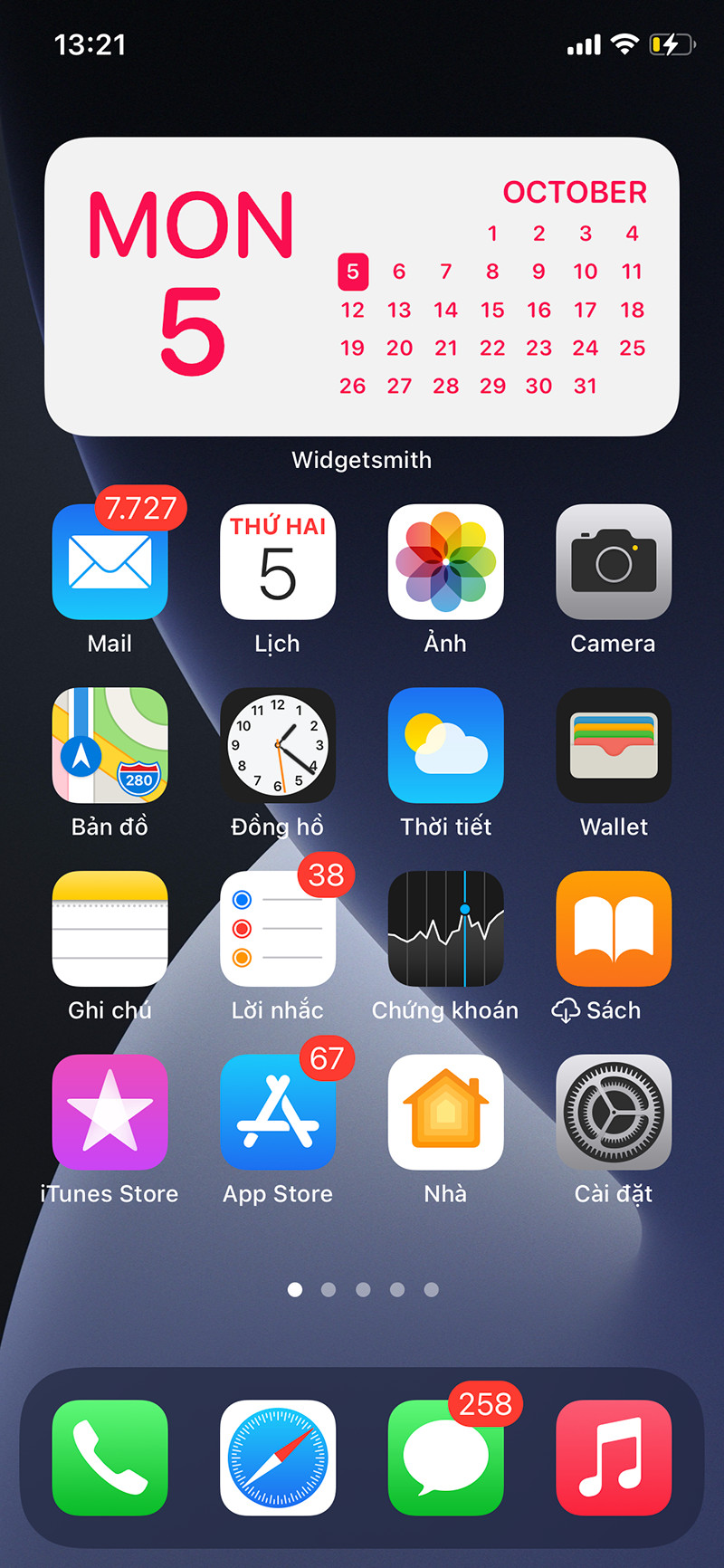 alt text: Widget hoàn chỉnh trên màn hình chính iOS 14