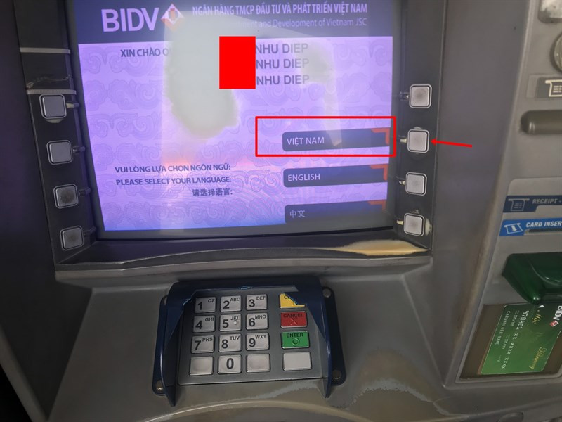 alt: Thanh toán tiền điện tại ATM BIDV