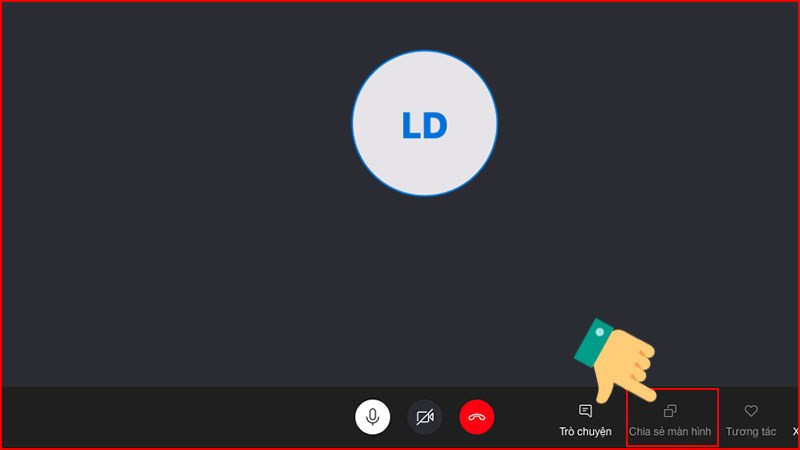 Chọn biểu tượng chia sẻ màn hình trên Skype máy tính