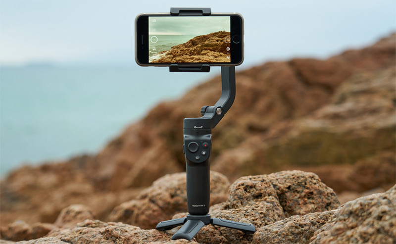 Top 7 Gimbal Chống Rung Quay Phim Mượt mà Cho Điện Thoại 2023