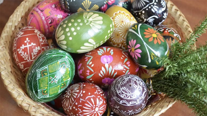 Giải Mã Bí Mật Easter Egg: Từ Trứng Phục Sinh Đến Thế Giới Ảo