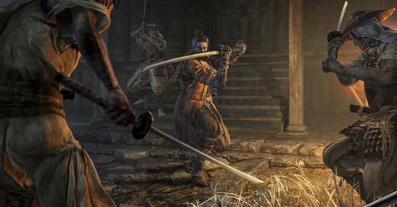 Sekiro chiến đấu với kẻ thù