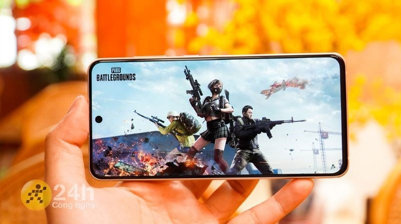 Test game PUBG với điện thoại c&oacute; t&iacute;ch hợp chip