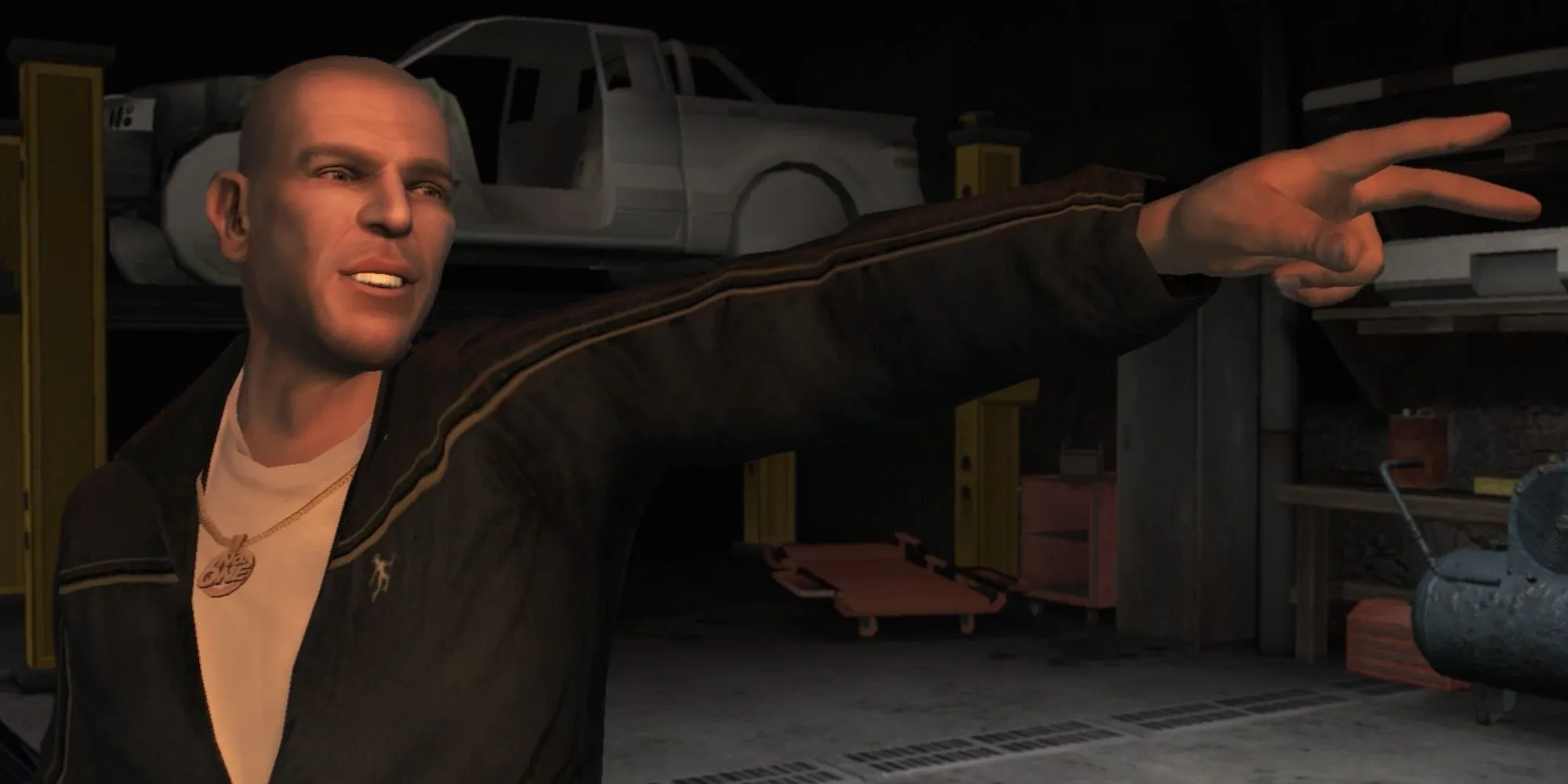 Brucie Kibbutz trong GTA 4 đang khoe cơ bắp cuồn cuộn