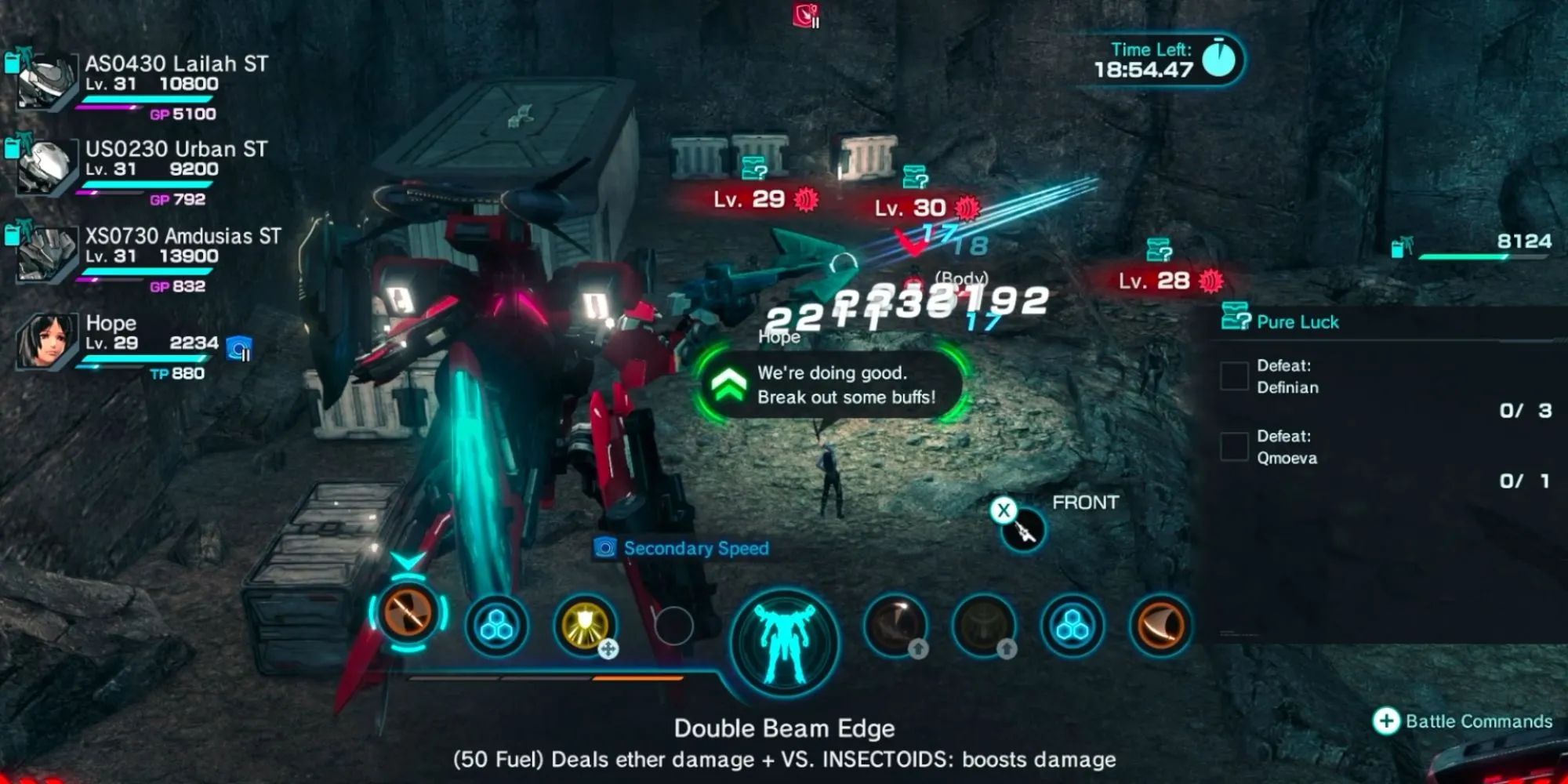 Cận cảnh trận chiến nảy lửa giữa Skell và quái vật khổng lồ trên hành tinh Mira trong Xenoblade Chronicles X