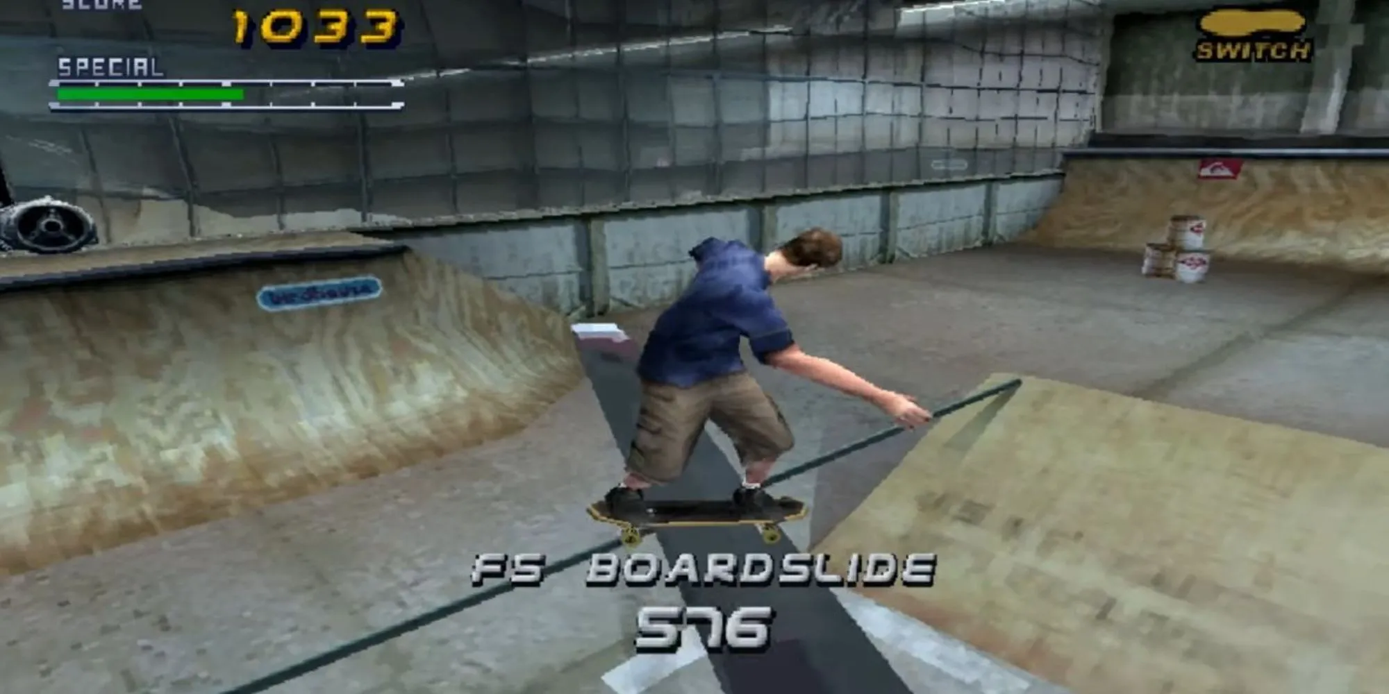Gameplay màn Hangar trong Tony Hawk's Pro Skater 2