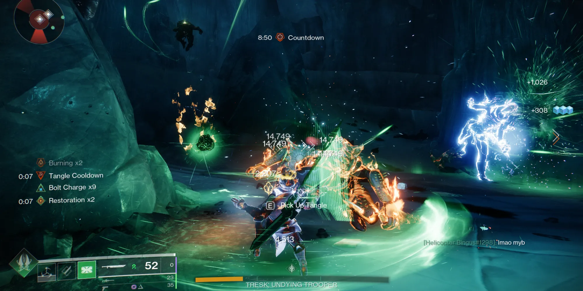 Người chơi Destiny 2 chiến đấu trong Court of Blades với nhiều kẻ địch