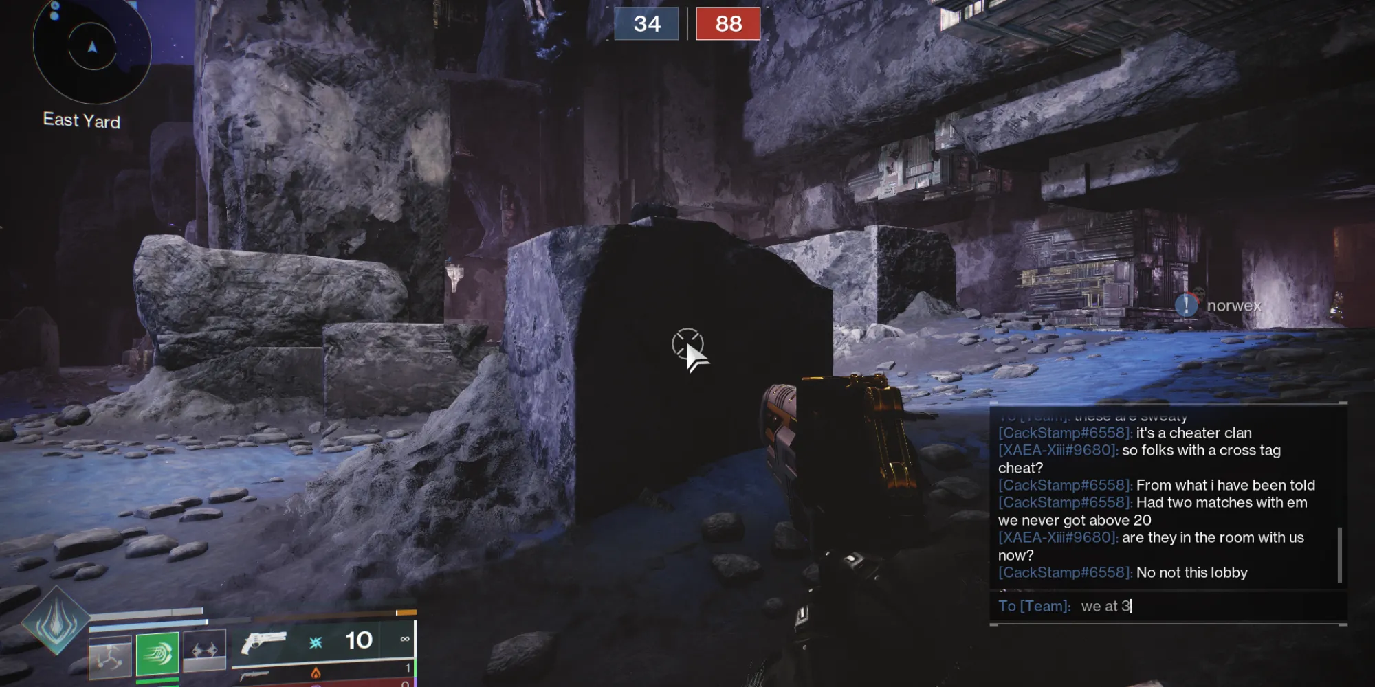 Người chơi nhặt Crest trong chế độ Supremacy của Guardian Games Destiny 2