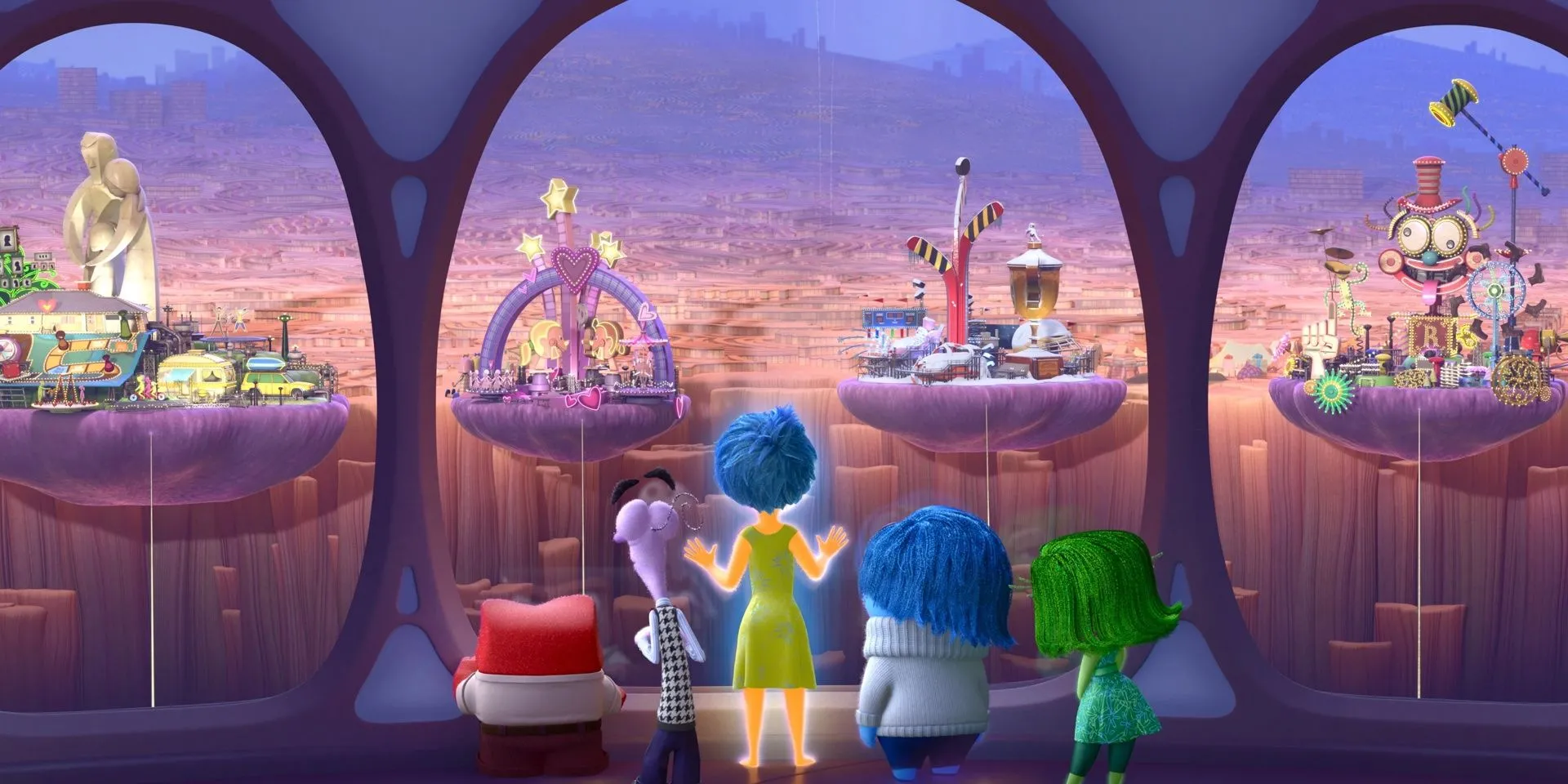 Riley Anderson và các cảm xúc bên trong tâm trí cô bé trong phim Inside Out