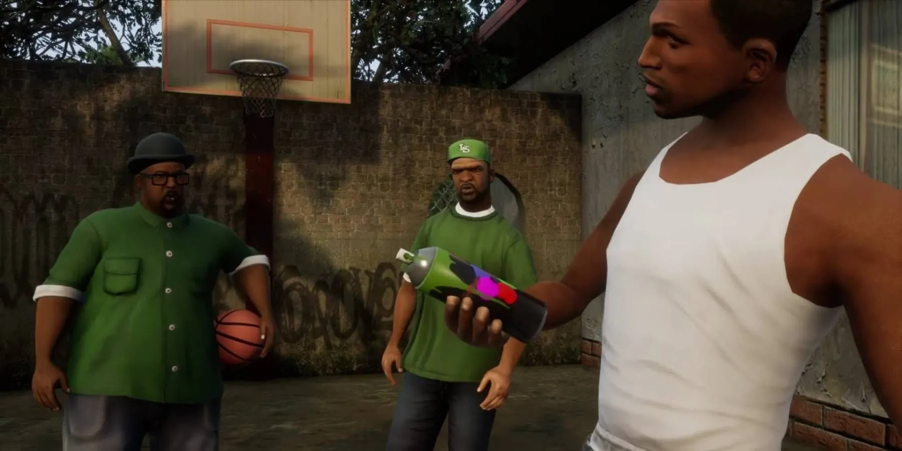 CJ với bình sơn và Sweet cùng Big Smoke chơi bóng rổ trong Grand Theft Auto: San Andreas